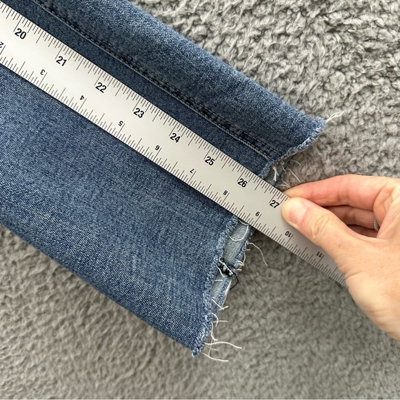 Silver Jeans Most Wanted Straight Crop Jeans Distressed Mid Rise Women's 31 x 27 - Picture 10 of 10